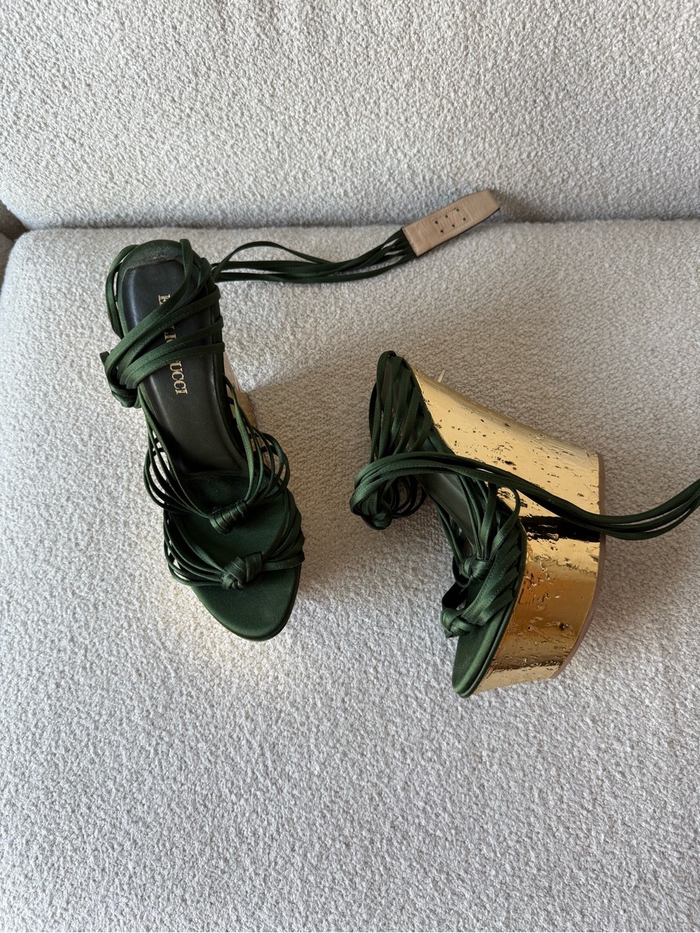 Emilio Pucci green 2013 vintage platform heels. Runs small. Size 38 - Picture 4 of 6